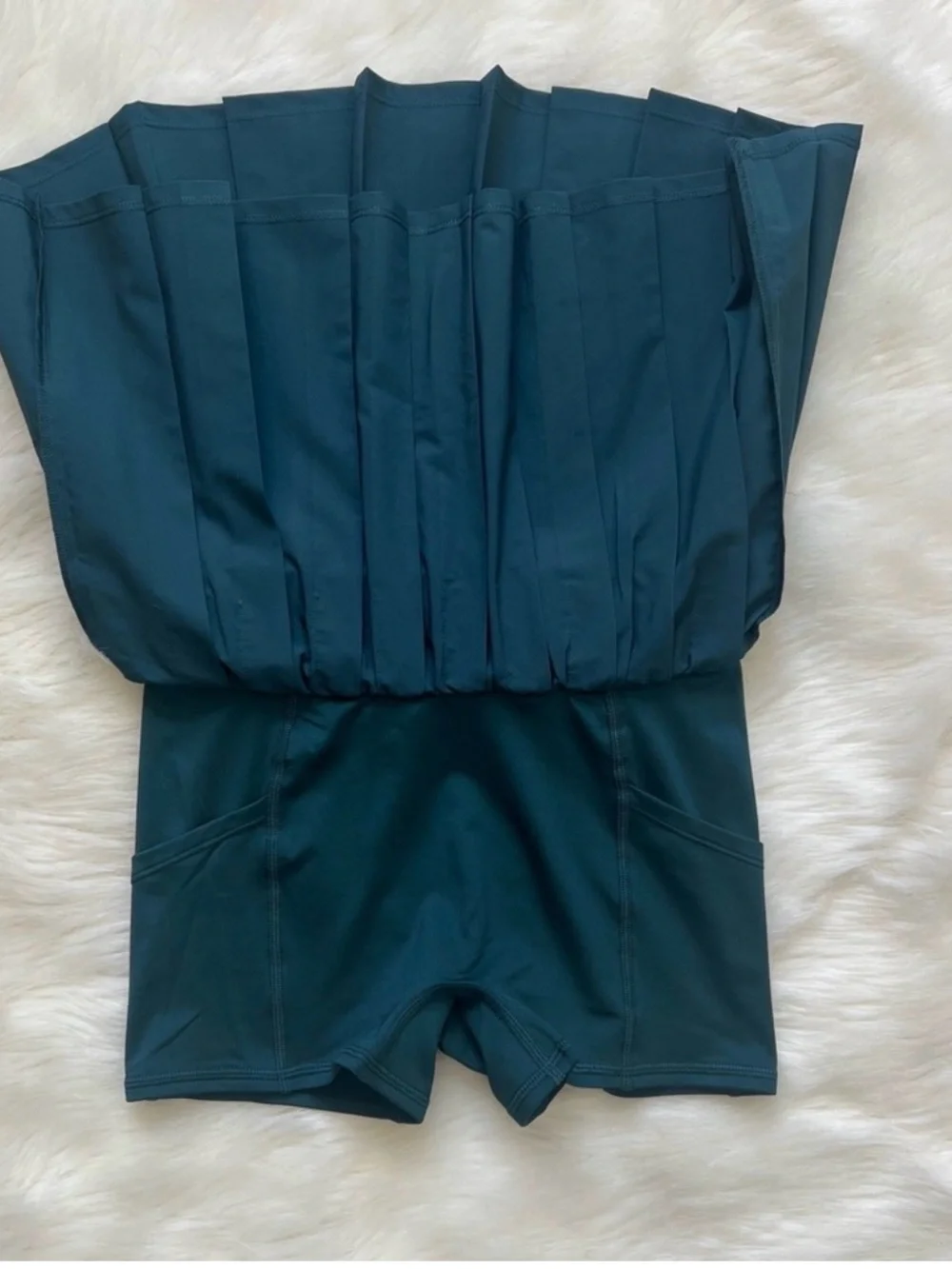 ALO Yoga Varsity Tennis Skirt Size XS